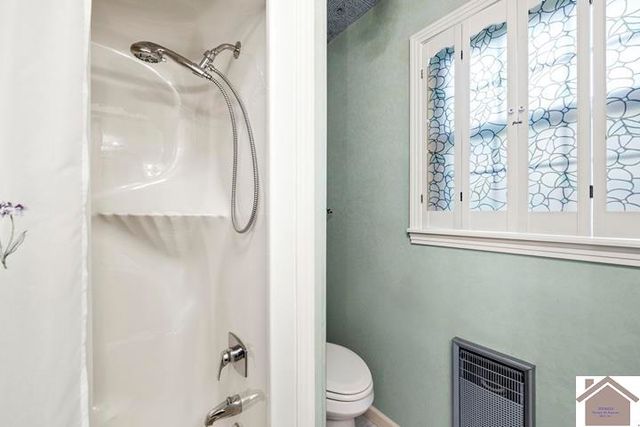 281 Lakeview Drive, Mayfield, KY 42066