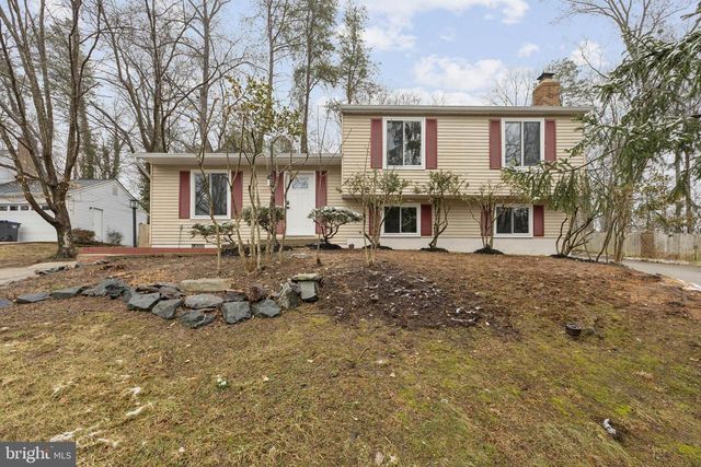 15915 FAIRWAY DR, Dumfries, VA 22025