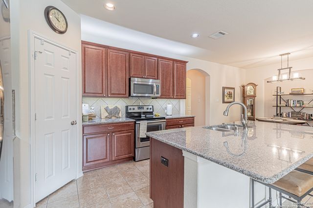 159 Brook View, Cibolo, TX 78108