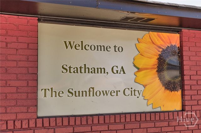 195 Annie Lane, Statham, GA 30666