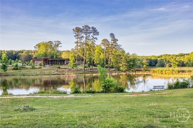 195 Annie Lane, Statham, GA 30666