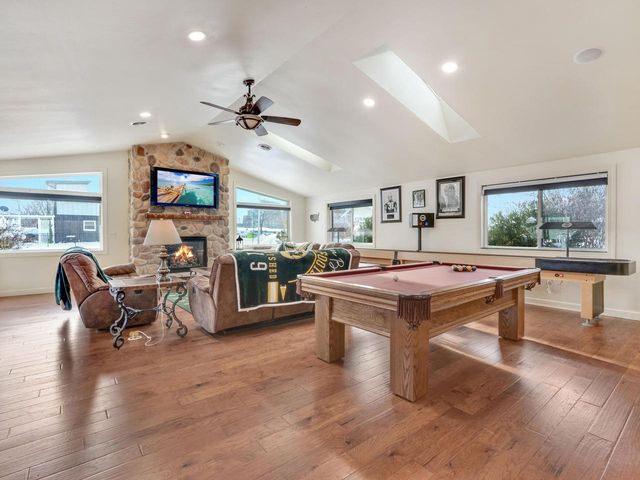 1735 S Oneida STREET, Green Bay, WI 54304