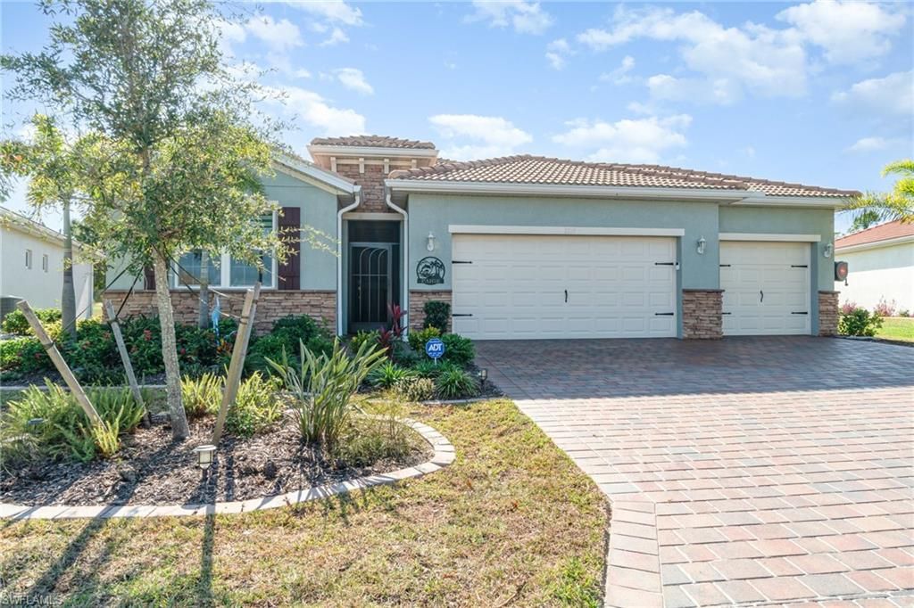 3310 Cherry Palm DR, North Fort Myers, FL 33917
