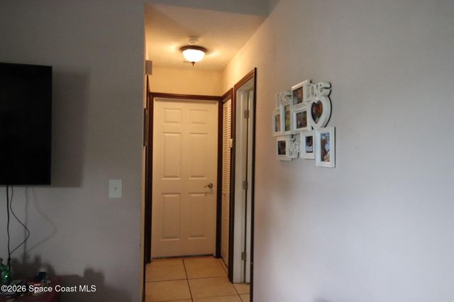 1028 Zambrana Street SE, Palm Bay, FL 32909