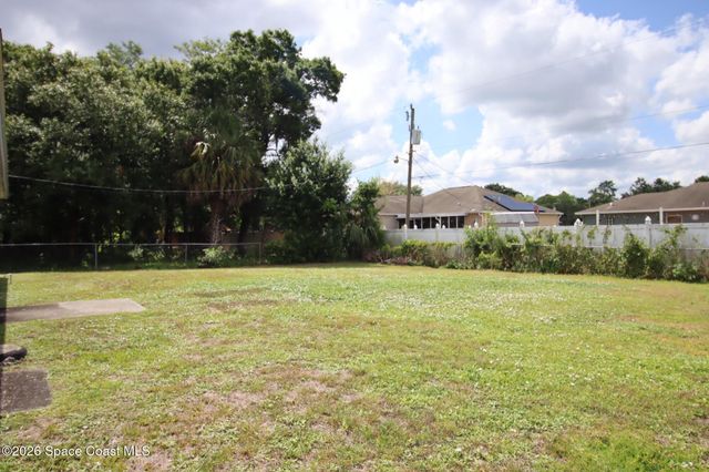 1028 Zambrana Street SE, Palm Bay, FL 32909