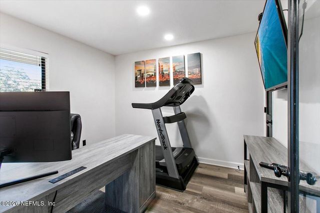 1307 RIVER HILLS Circle E 9, Jacksonville, FL 32211