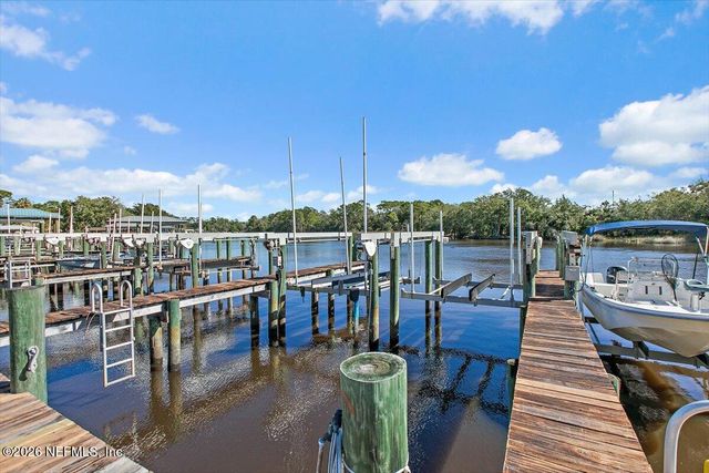 1307 RIVER HILLS Circle E 9, Jacksonville, FL 32211