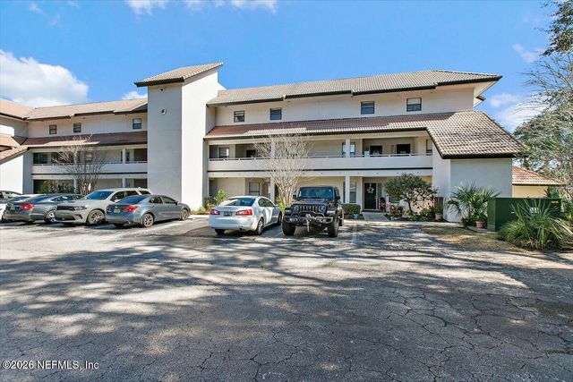 1307 RIVER HILLS Circle E 9, Jacksonville, FL 32211