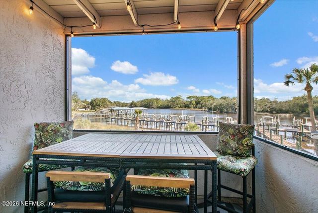 1307 RIVER HILLS Circle E 9, Jacksonville, FL 32211