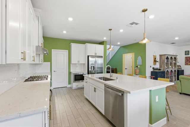 1049 Blue Range Way, Roseville, CA 95747