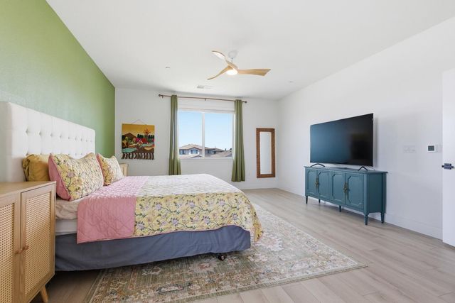 1049 Blue Range Way, Roseville, CA 95747