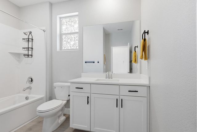 1049 Blue Range Way, Roseville, CA 95747