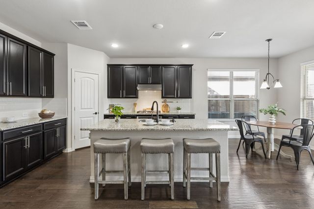 1545 Tanglewood Trail, Northlake, TX 76226