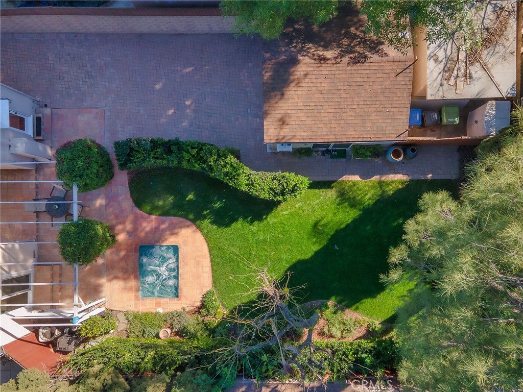 Image 54 of property listing at 5233 Lemp Avenue, Valley Village, CA 91601