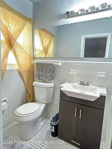 1615 Pinewood Drive, Clearwater, FL 33756