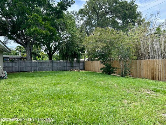 1615 Pinewood Drive, Clearwater, FL 33756