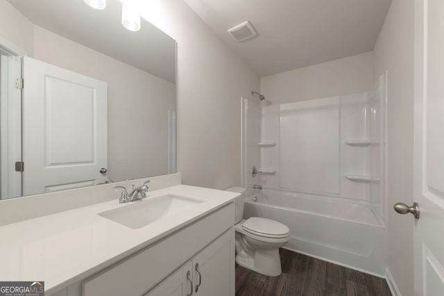 104 Windmill Court, Calhoun, GA 30701