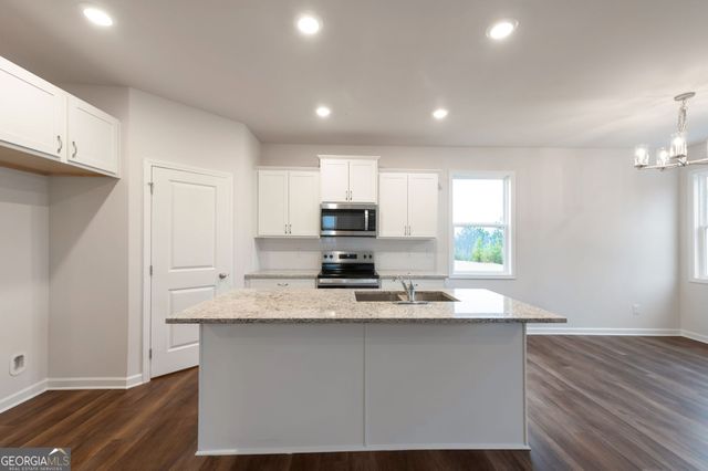 104 Windmill Court, Calhoun, GA 30701