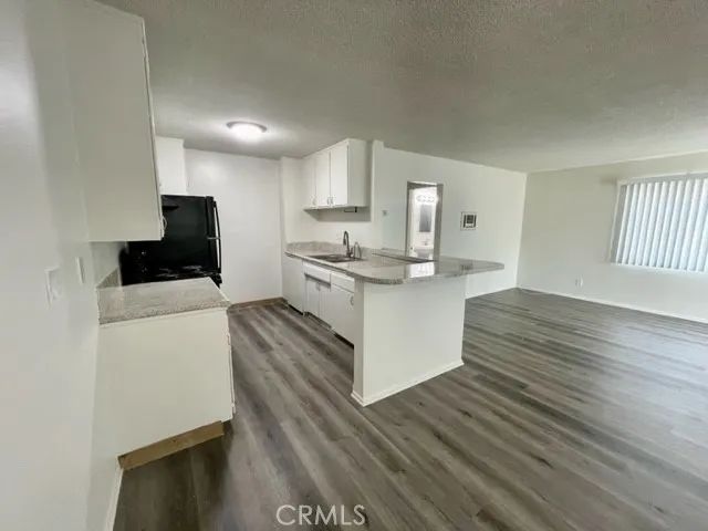 686 E Cottonwood G, Palm Springs, CA 92262
