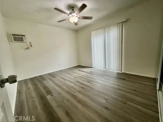 686 E Cottonwood G, Palm Springs, CA 92262