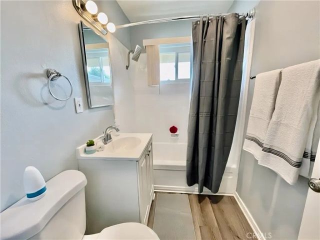 686 E Cottonwood G, Palm Springs, CA 92262