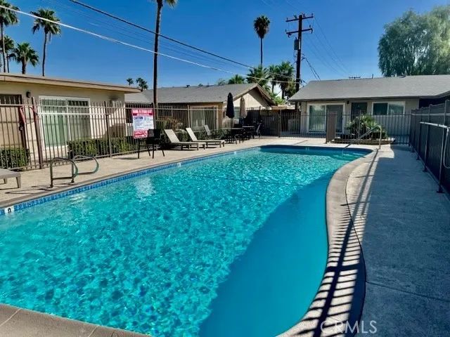 686 E Cottonwood G, Palm Springs, CA 92262