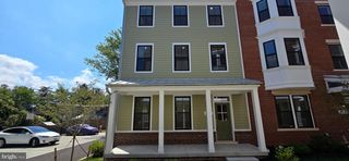 426 CHAPEL ALY #8, Frederick, MD 21701