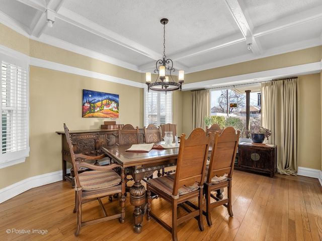 632 N Ridgeland Avenue, Oak Park, IL 60302
