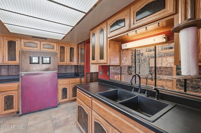 224 E LA JOLLA Drive, Tempe, AZ 85282