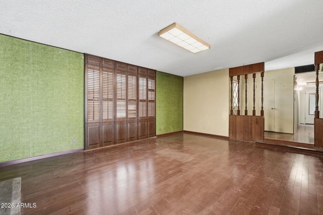224 E LA JOLLA Drive, Tempe, AZ 85282