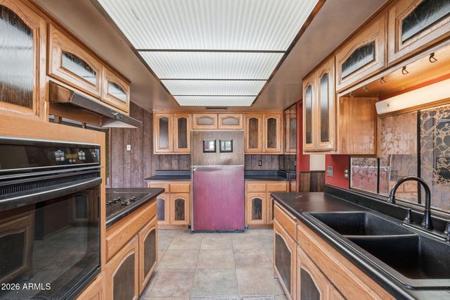 224 E LA JOLLA Drive, Tempe, AZ 85282