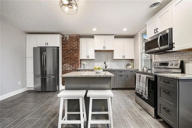 1112 Brabec Street, Troy Hill, PA 15212