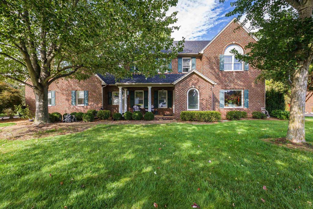 505 PELHAM DR, Waynesboro, VA 22980