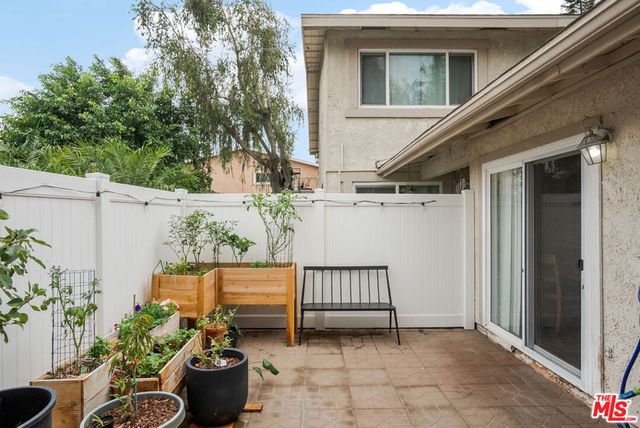 1313 Via Santiago A, Corona, CA 92882