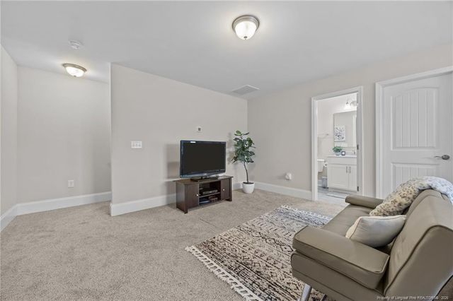 166 Nandina Court, Fayetteville, NC 28311