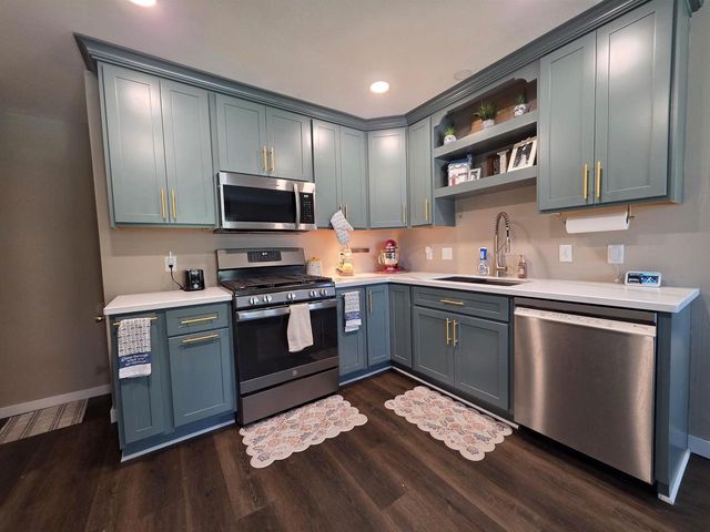 1431 S Chatham Street, Janesville, WI 53546