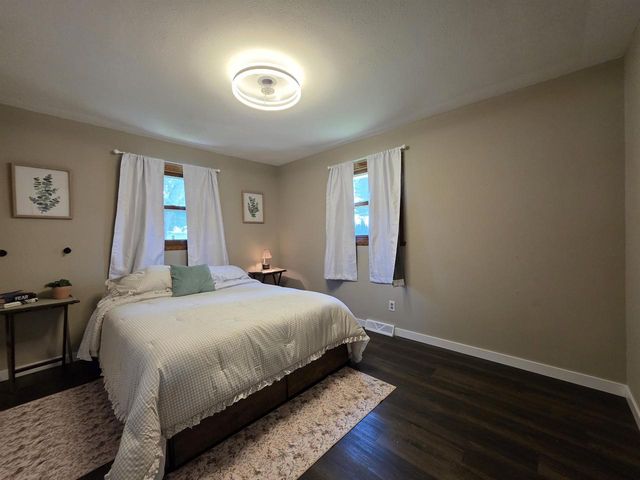1431 S Chatham Street, Janesville, WI 53546