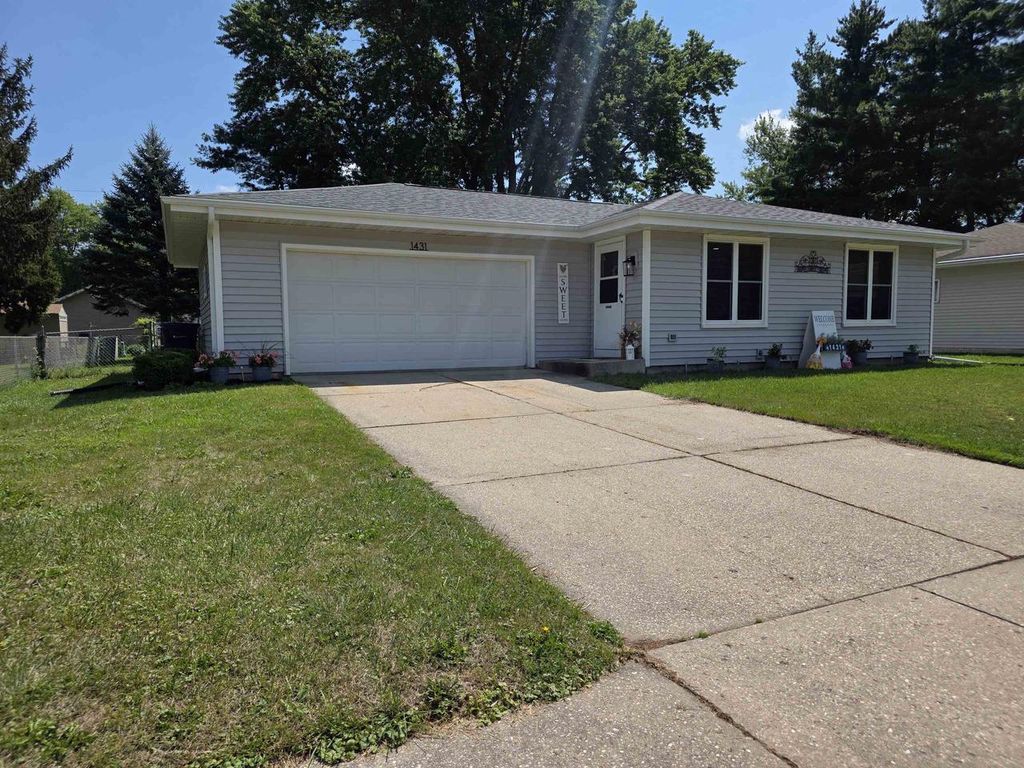 1431 S Chatham Street, Janesville, WI 53546