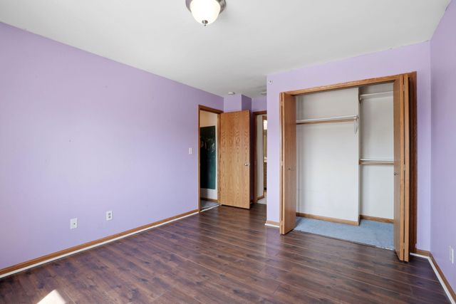 1765 Amber Drive, Hobart, IN 46342