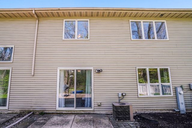 1765 Amber Drive, Hobart, IN 46342