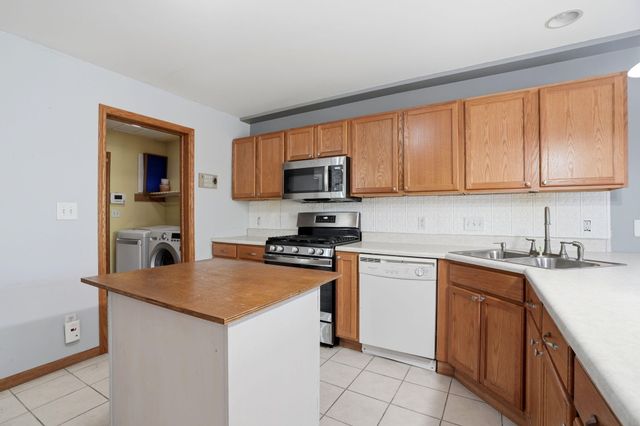 1765 Amber Drive, Hobart, IN 46342