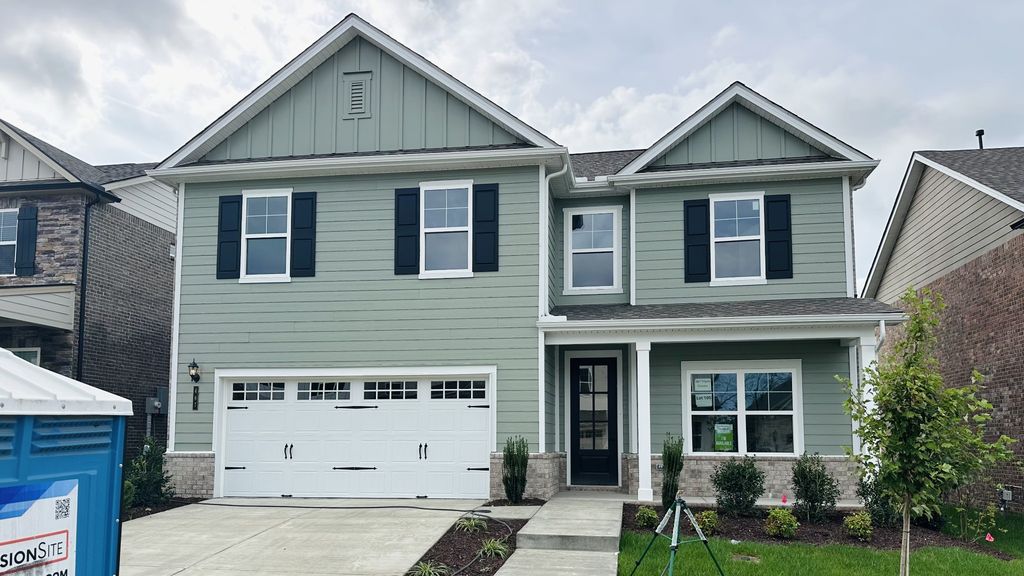 467 Triple Crown Cir, Gallatin, TN 37066