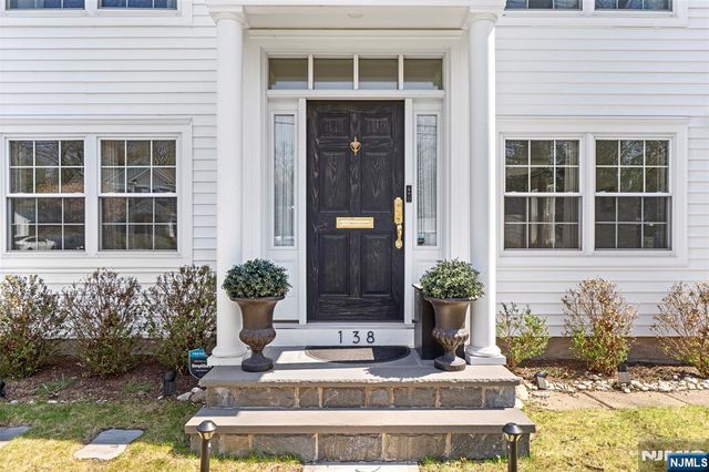 138 Brookside Avenue, Cresskill, NJ 07626