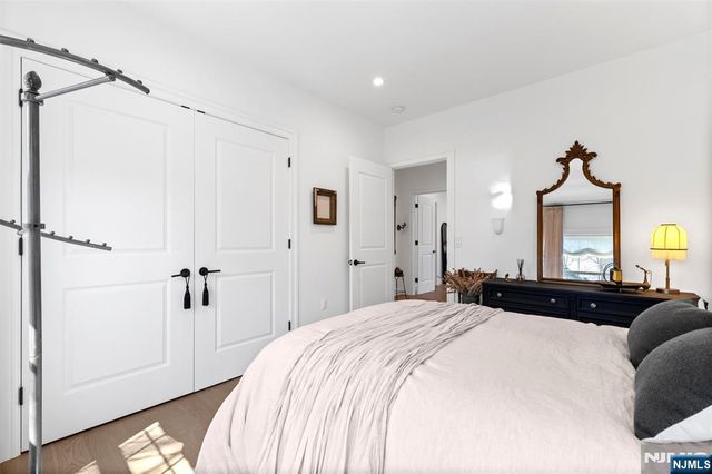 138 Brookside Avenue, Cresskill, NJ 07626