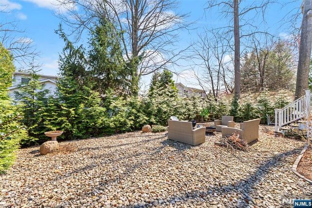 138 Brookside Avenue, Cresskill, NJ 07626