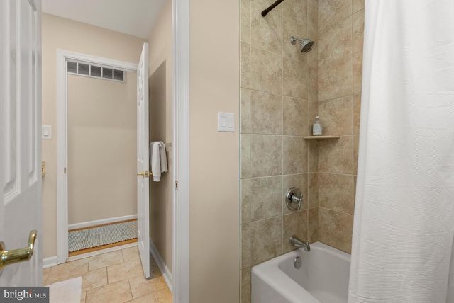 1114 VALEWOOD RD, Towson, MD 21286