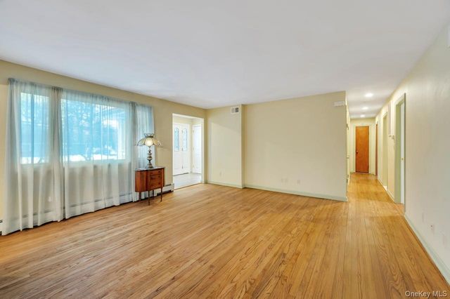 105 Browns Road, Nesconset, NY 11767