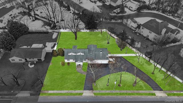 105 Browns Road, Nesconset, NY 11767