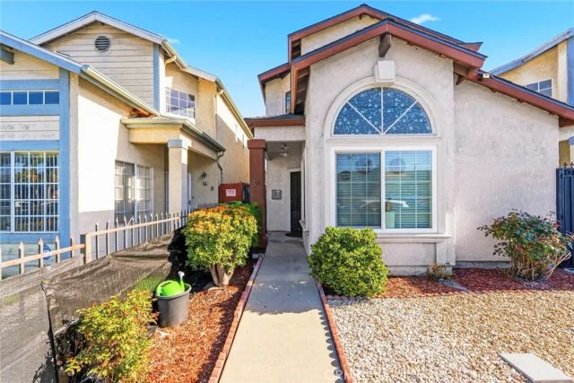 34 E Louise, Long Beach, CA 90805