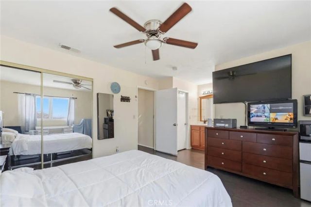 34 E Louise, Long Beach, CA 90805